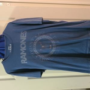 Blue Ramones tee
